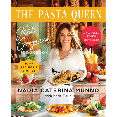 现货 意大利面女王 100 多个食谱和故事 INS网红 Nadia Caterina Munno 英文原版 The Pasta Queen Cookbook【中商原版】