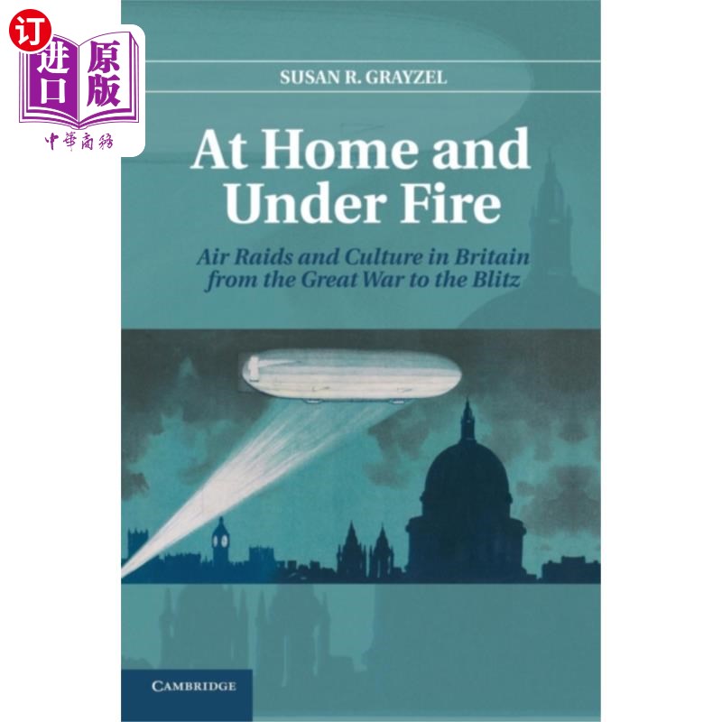海外直订At Home and under Fire 无论是在家里还是在战火中