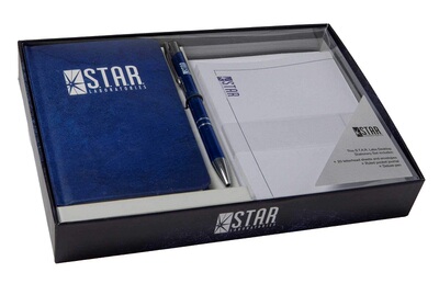 现货 【中商原版】DC漫画豪华文具套装：闪电侠 英文原版 DC Comics: S.T.A.R. Labs Desktop Stationery Set (With Pen) Insight