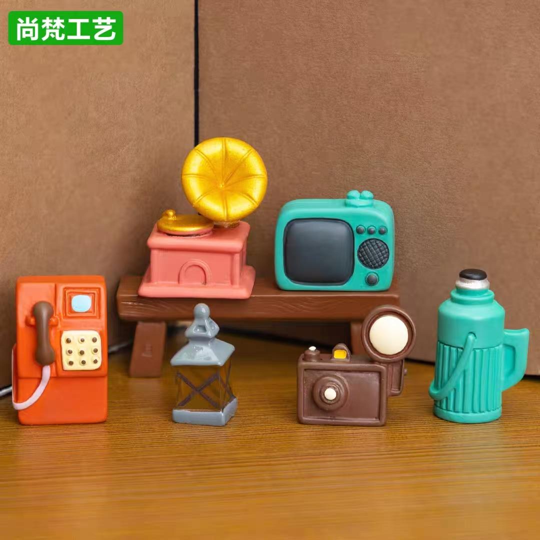 复古微缩迷你相机电视电话唱片机