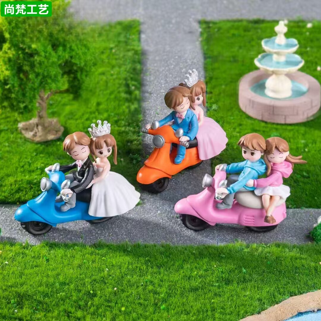 微景观创意卡通婚纱情侣公仔 蛋糕烘焙diy装饰品配件汽车载小摆件
