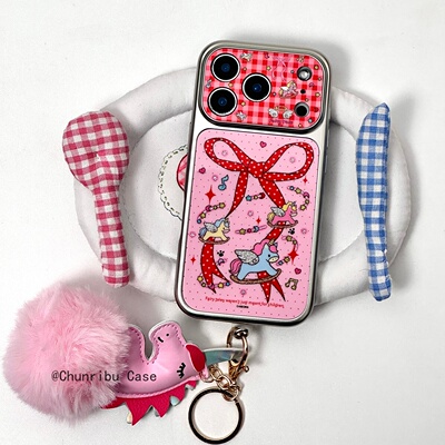 春日部防卫队Fighting｜日韩ins电镀闪粉秒变蝴蝶结木马高级感小众适用苹果17/16promax手机壳iphone15/14/13