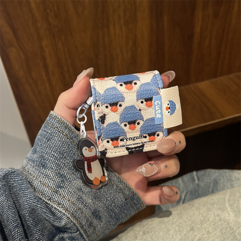 皮纹翻盖帽子pingu吊坠耳机套