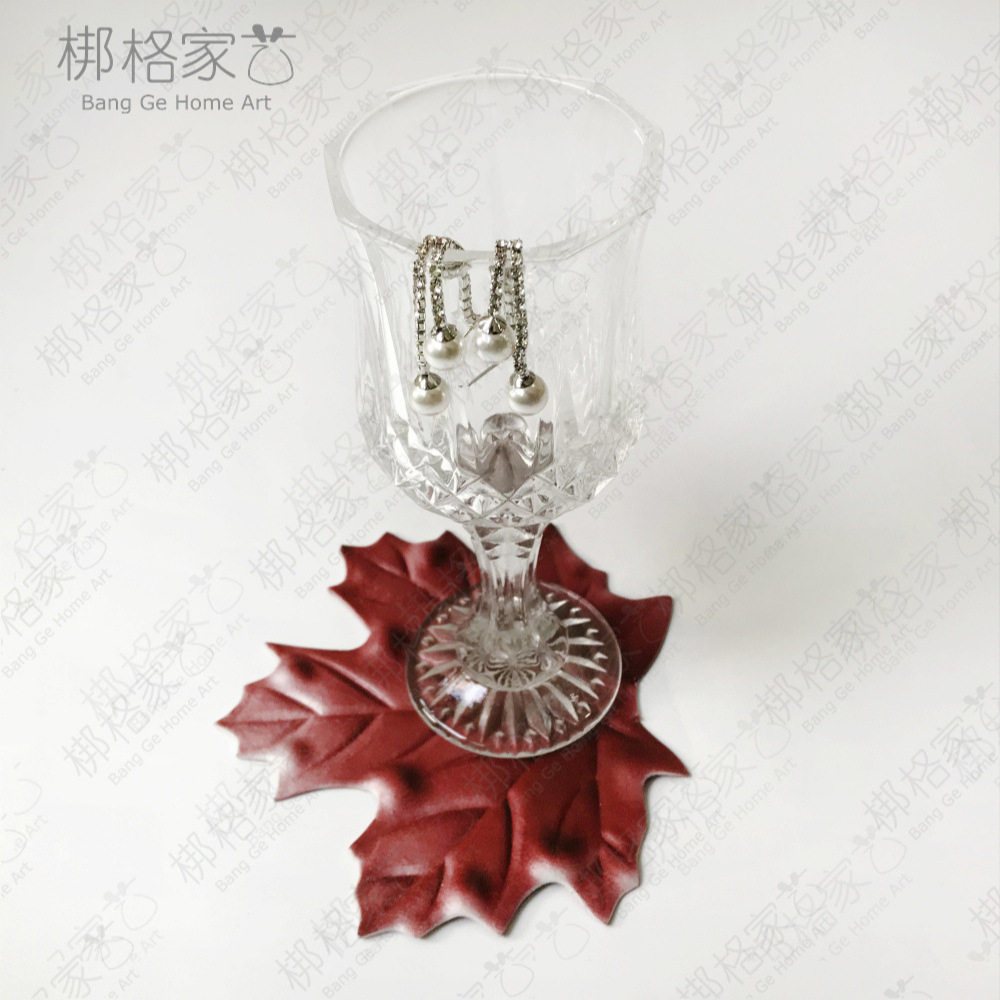 秋冬新款枫叶软杯垫荼杯垫立体手感树叶仿真叶子EVA杯垫咖啡杯垫图片