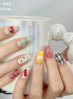 定制夏天可爱少女风格纹多巴胺短方圆美甲贴片显白手绘卡通穿戴甲