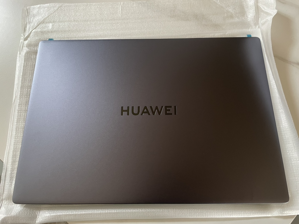 MatebookD16屏幕盖Huawei