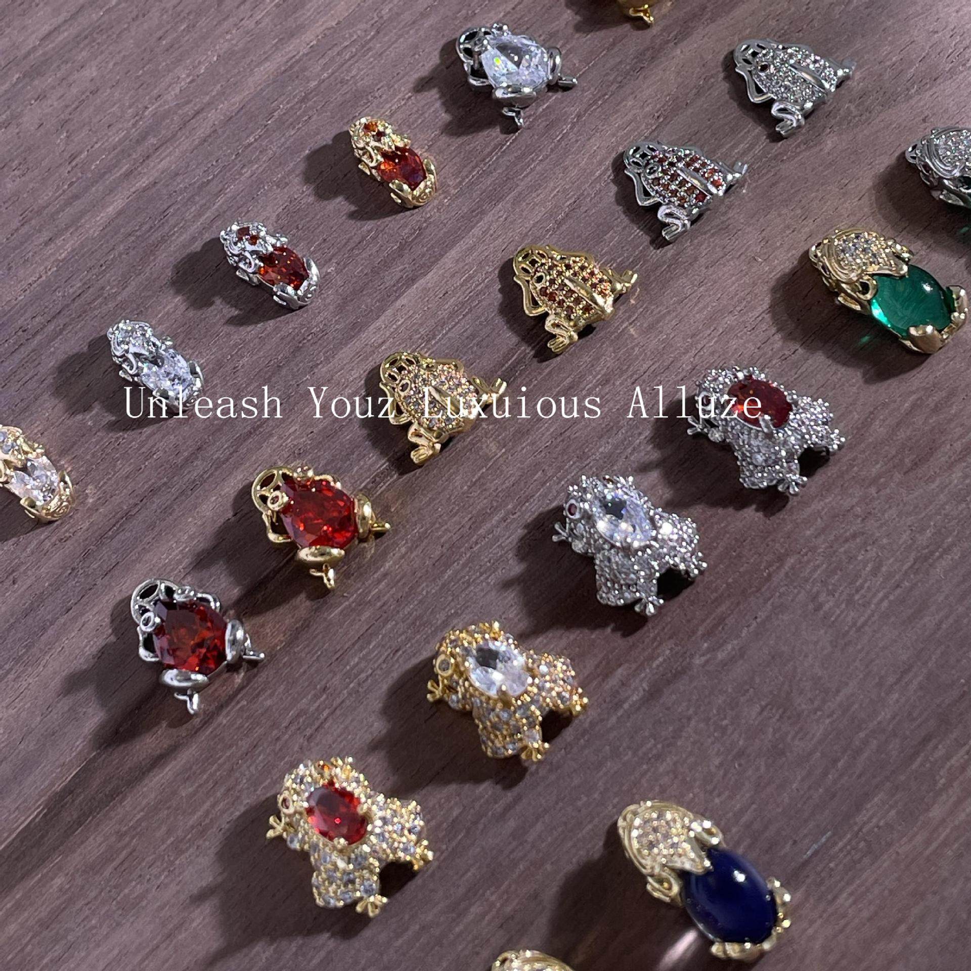 1颗美甲锆石饰品2026新年招财金蝉守财貔貅镶钻美甲439锆石配饰,彩妆/香水/美妆工具,指甲装饰,淘宝优惠券,粉丝福利购,淘宝优惠卷