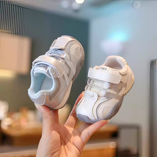 宝宝学步鞋2026秋季儿童赤足鞋男宝鞋子婴儿软底休闲运动机能鞋女