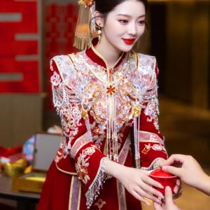 高端婚礼秀禾服婚服丝绒2024新款新娘中式结婚显瘦嫁衣出阁服冬季