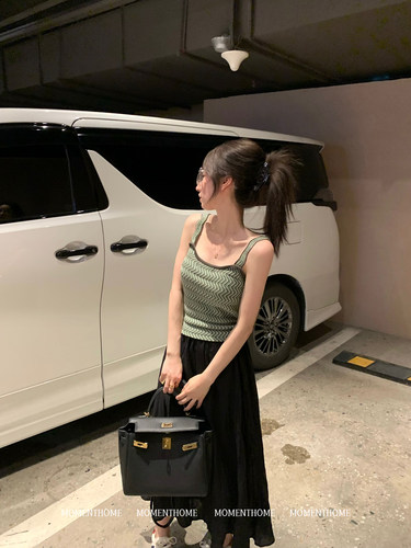 浪纹理内搭修身吊带背心