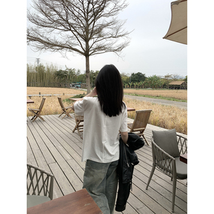 极简主义 MOMENTHOME 后中线U领设计百搭T恤
