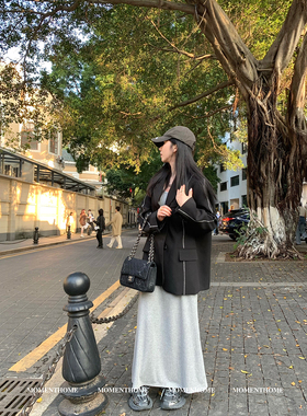 MOMENTHOME 勾线设计感黑色单排扣宽松百搭长袖西装外套