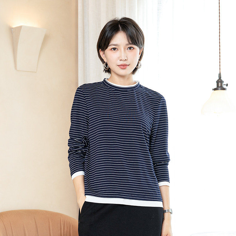 YUN韫秋季撞色条纹长袖T恤女