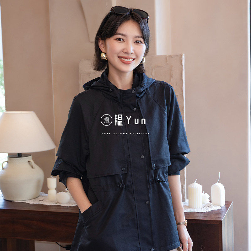 YUN韫春季女带帽工装斗篷风衣