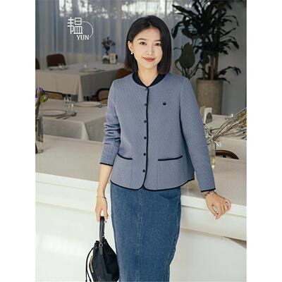 YUN2024春季新款经典提花料外套