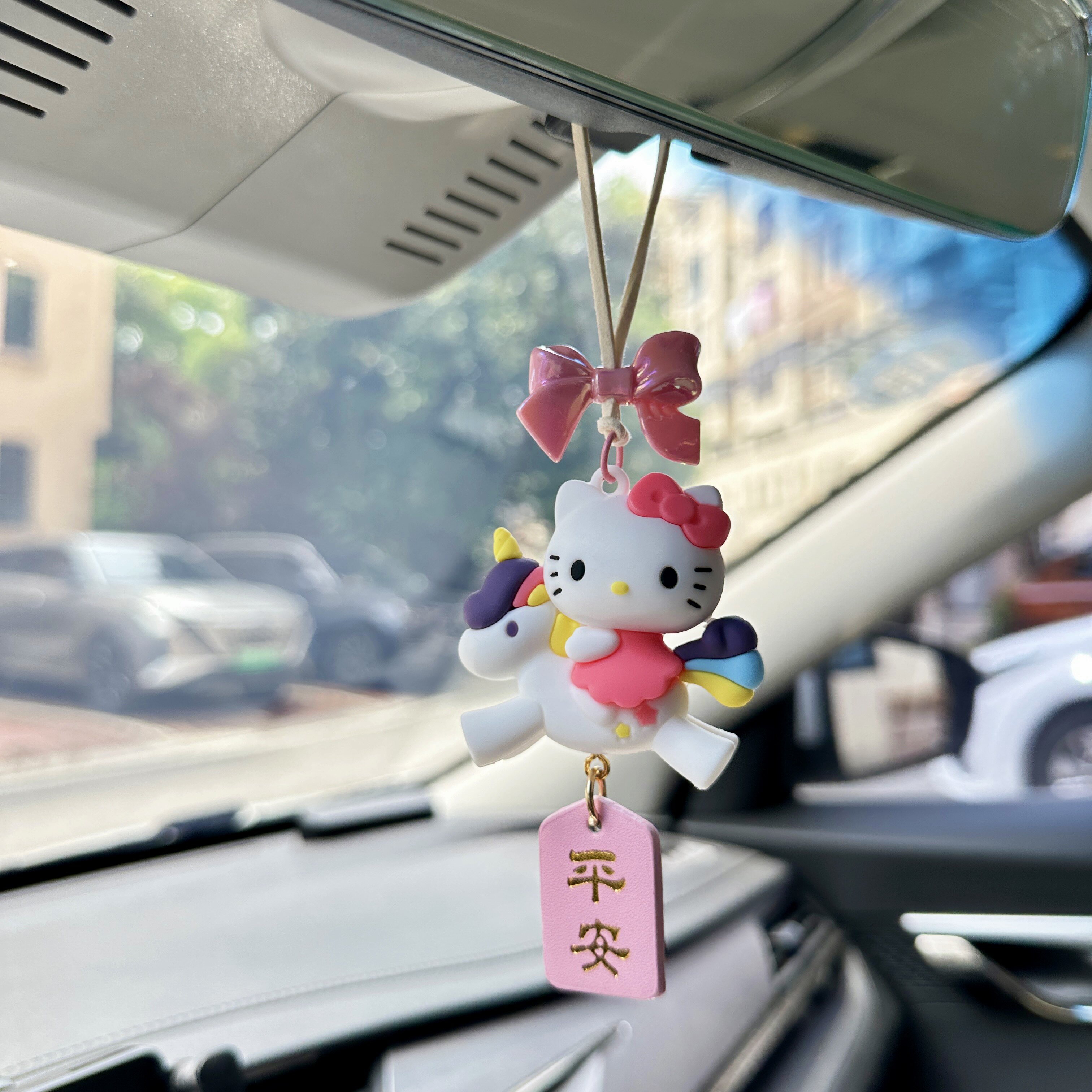 凯蒂猫车载后视镜平安挂件
