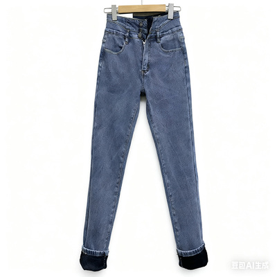 百搭三粒扣加绒加厚小脚牛仔裤