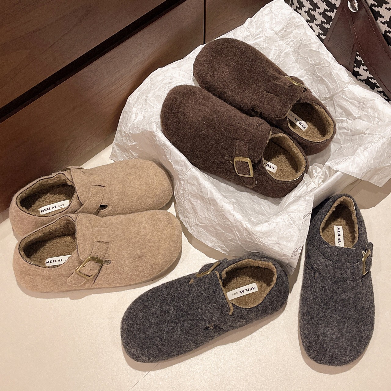 进口复古圆头羊毛呢加绒勃肯鞋女冬季懒人一脚蹬保暖棉瓢鞋丑萌大