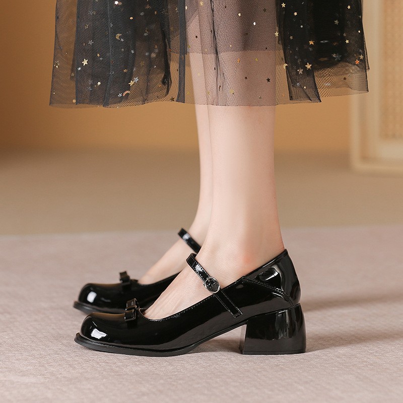 进口蝴蝶结圆头玛丽珍小皮鞋女复古中跟扣带单鞋2023年夏季新款英