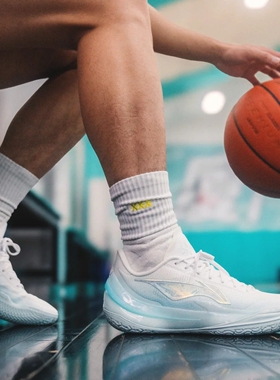 李宁利刃5v2男款篮球鞋聚核芯科技低帮缓震回弹专业实战运动鞋