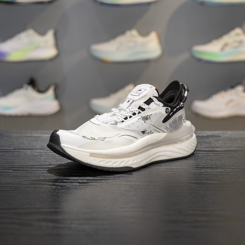 李宁透气女子系带休闲鞋