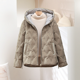 轻薄羽绒服女短款 减龄妈妈装 小个子2025冬季 时尚 连帽外套 新款 反季