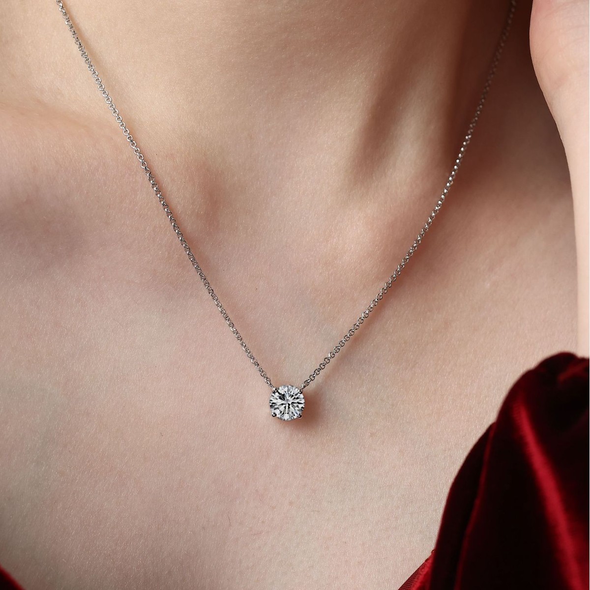 赵露思同款1.5克拉单钻项链 S925银镀金+高碳钻 经典4爪切割