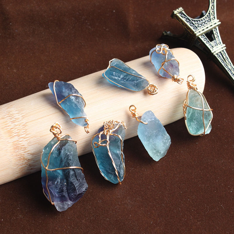 天然蓝水晶原石 图片 价格 多少钱 什么值得买