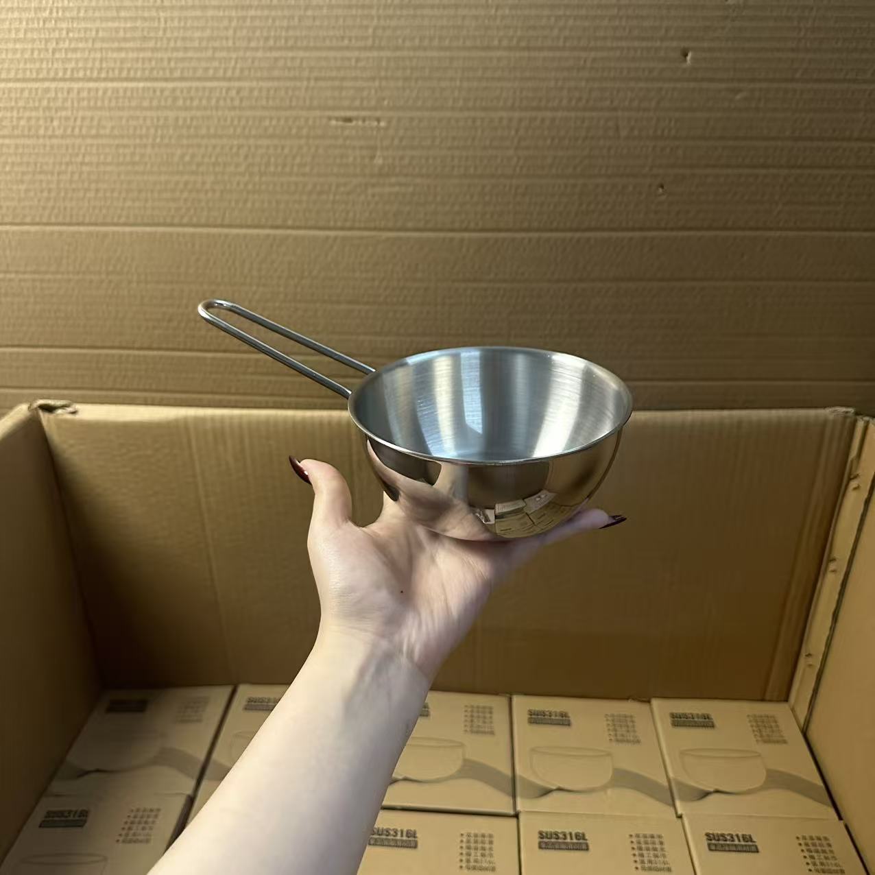 颜一好物 304不锈钢碗带手柄家用防摔家用宿舍拌饭碗打蛋碗沙拉碗