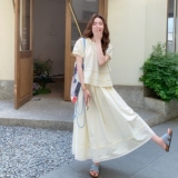 夏日甜美穿搭套装女2025新款浅黄色圆领娃娃衫半身裙超好看两件套，女装套装/套裙，拾菱