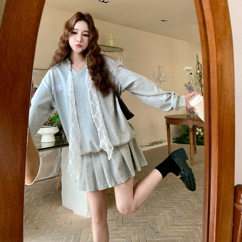 蕾丝系带灰色卫衣百褶裙套装女2025秋季甜美日系慵懒风减龄两件套,女装套装/套裙,拾菱
