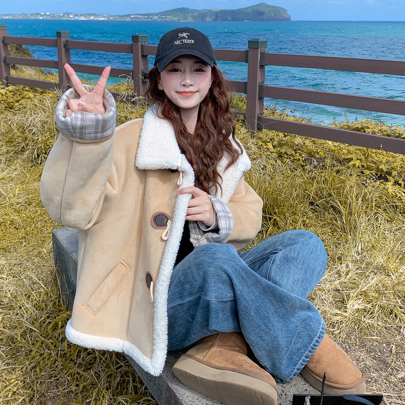 冬装新款大货已出加厚羊羔毛牛角扣外套2610-P195控298,女装毛呢外套,拾菱