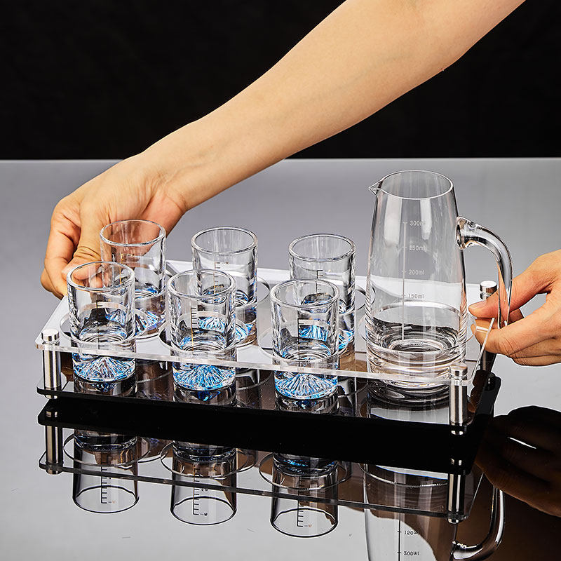 二两白酒杯带刻度家用一两酒杯套装轻奢高档个人专用玻璃2两酒杯