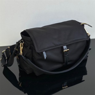 纯原单外贸倒三角标包包女式 斜挎包单肩包腋下手提包男女 2025新款