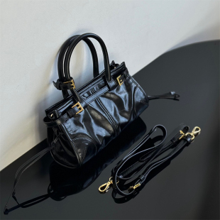 纯原厂油蜡牛皮倒三角标斜挎包单肩手提包腋下手提袋mini外贸原单