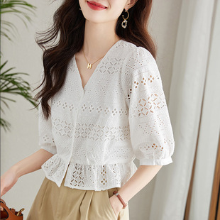 绣花镂空白衬衫女五分袖2025夏季新款小个子宽松上衣纯棉v领衬衣