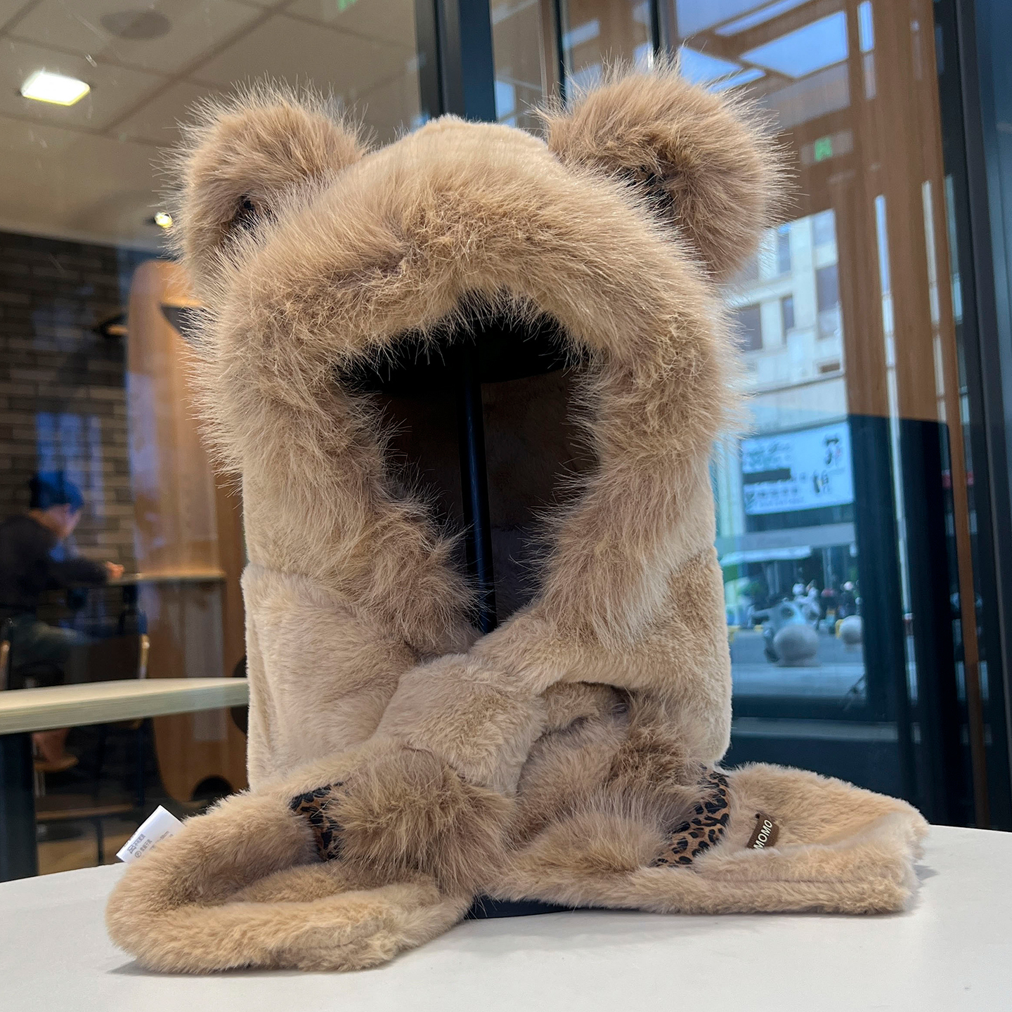 小熊毛毛绒帽子围巾一体女款