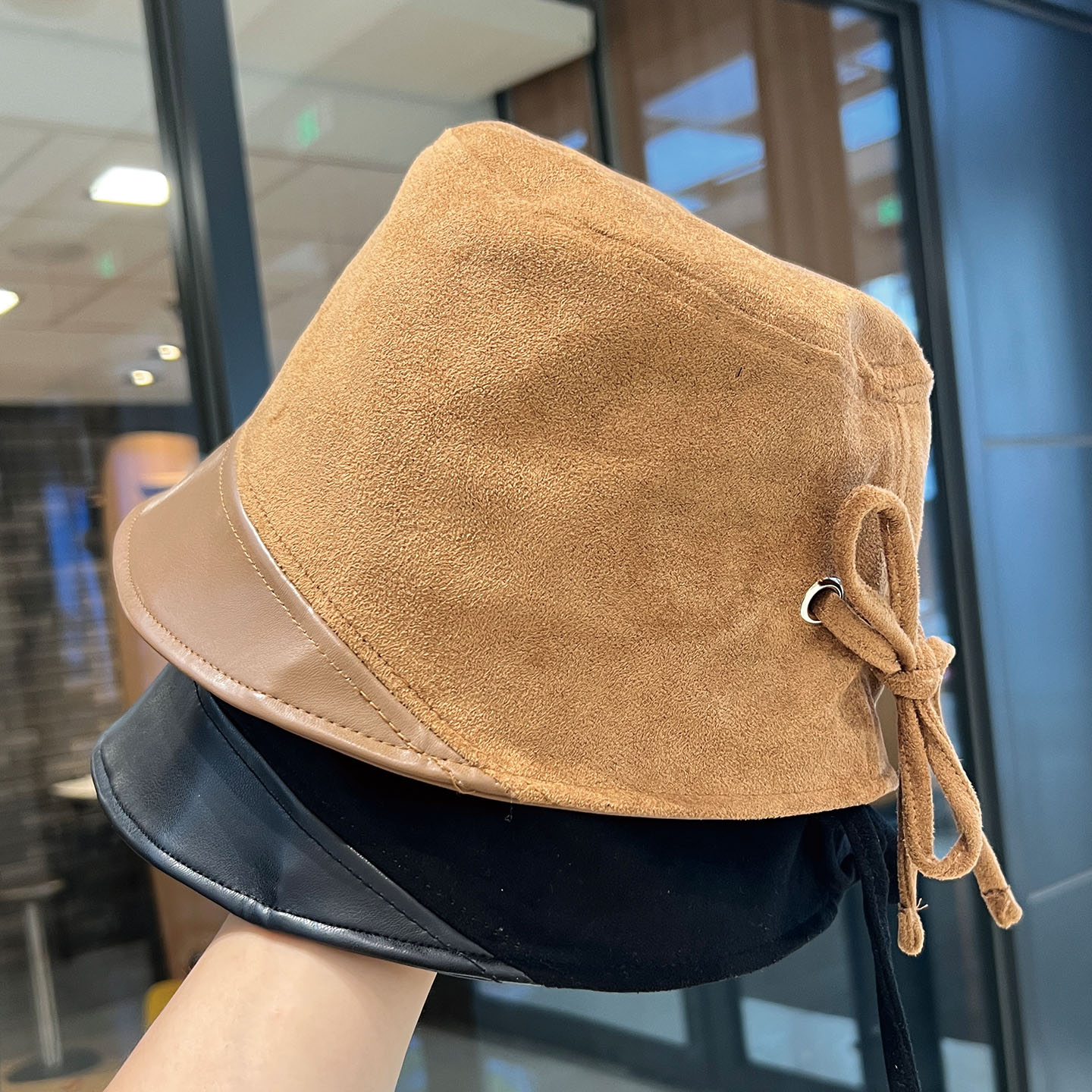 中古风PU皮渔夫帽遮脸显脸小