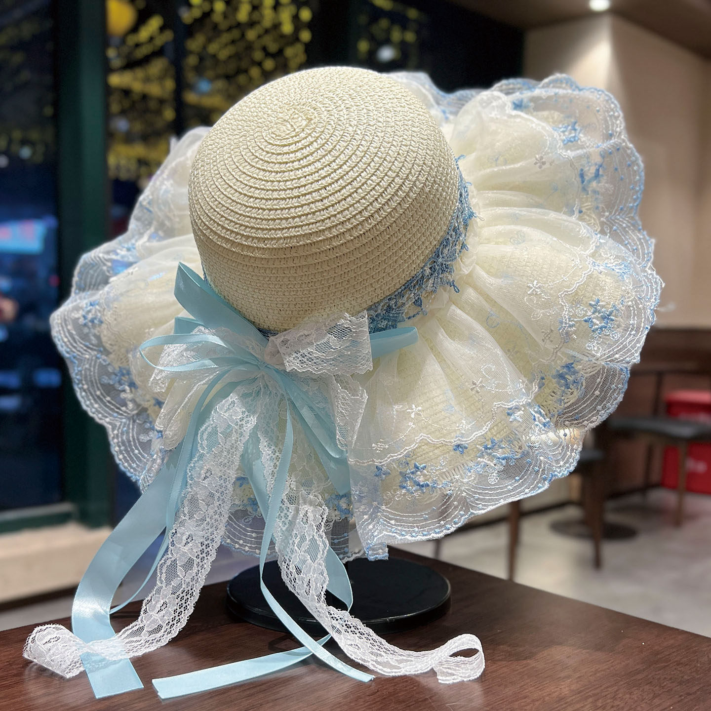 蕾丝丝带大檐防晒草帽女沙滩