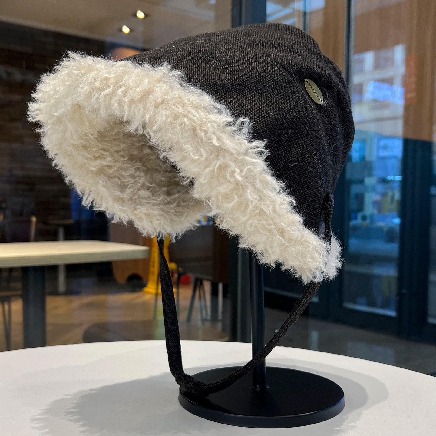 韩国新款羊羔绒毛呢雷锋帽