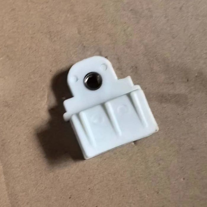 适配长安新豹T3跨越王x1 X3 X5玻璃托架托槽配件玻璃卡托支架
