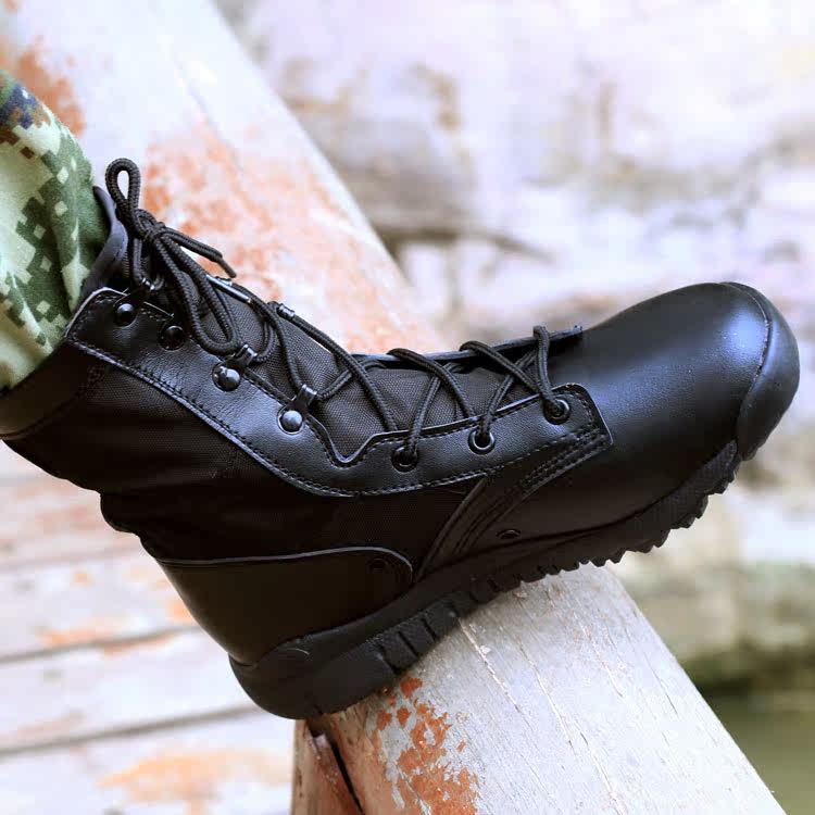 Bottes militaires C.Q.B - lumière - Ref 1397664 Image 3