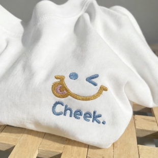 T恤男女情侣装 宽松纯棉白色休闲上衣夏可爱 笑脸cheek刺绣短袖 禧衫