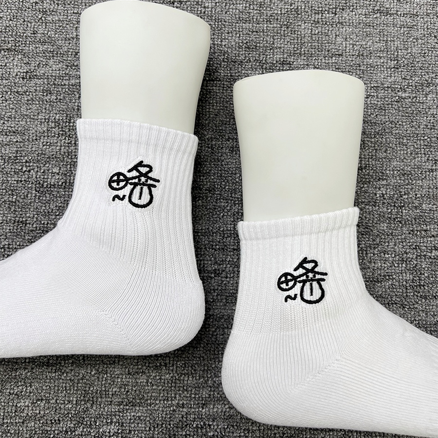 搞怪表情文字略卡通刺绣袜子