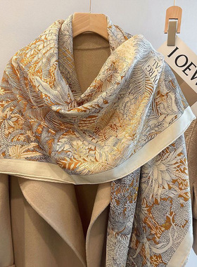 雅致米白轻奢丝毛围巾女秋冬季手工卷边大方巾保暖披肩两用女