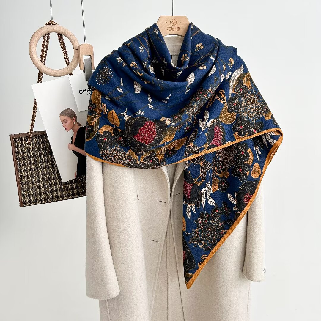 百鸟朝凤丝毛围巾女秋冬百搭多功能方巾保暖披肩135*135