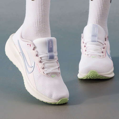 Nike耐克夏季女鞋DOWNSHIFTER13舒适运动鞋训练跑步鞋IH0641-601