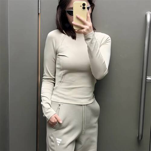 阿迪达斯26春款 FOS 女子运动休闲健身训练长袖T恤KV4858 KV4860