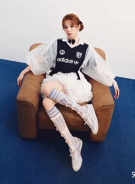 阿迪达斯三叶草宋雨琦同款R3CD工字褶拼接运动足球衫短袖JZ6783