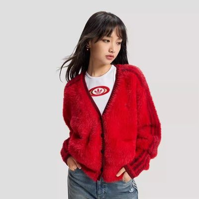 阿迪达斯三叶草26新年款女子慵懒风V领开衫外套 KT3171 KT3170